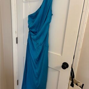 Elegant Blue One-Shoulder Dress